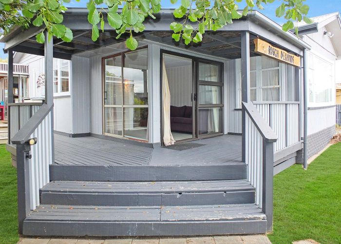  at 4 Andresen Street, Foxton Beach, Foxton