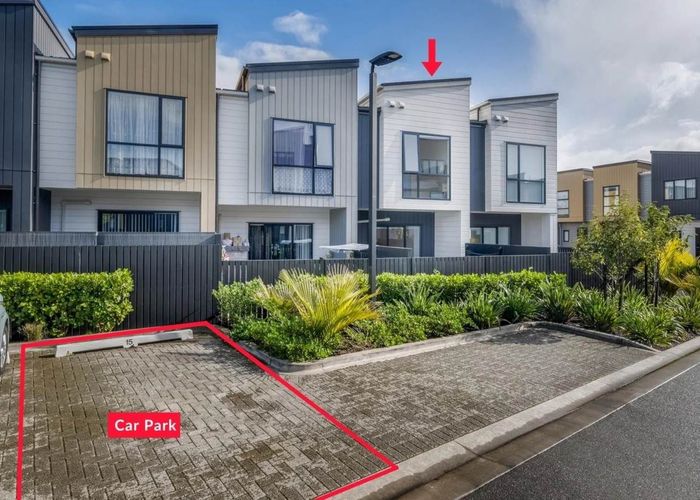  at 15/47A Huntington Drive, Huntington Park, Auckland