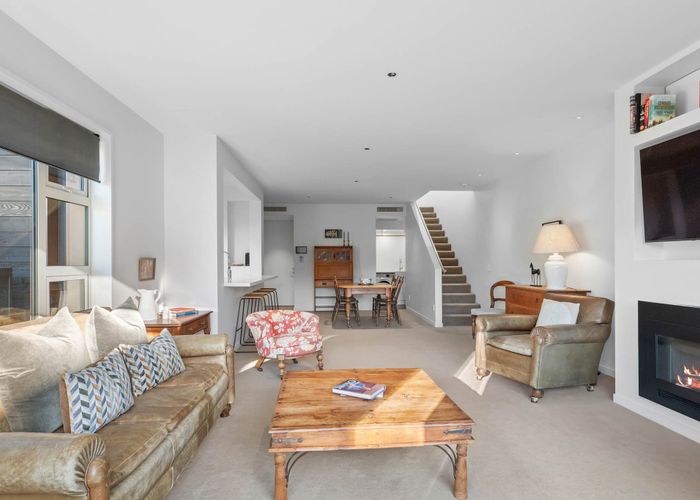  at 93 Holly Road, St. Albans, Christchurch City, Canterbury