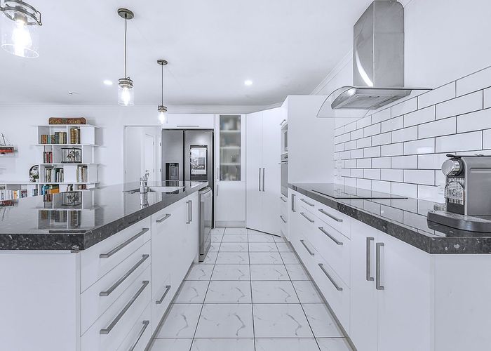  at 18A Peachgrove Road, Hamilton East, Hamilton