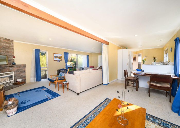  at 8 Spilman Place, Awapuni, Palmerston North