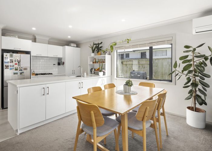  at 43 Brindle Way, Newlands, Wellington