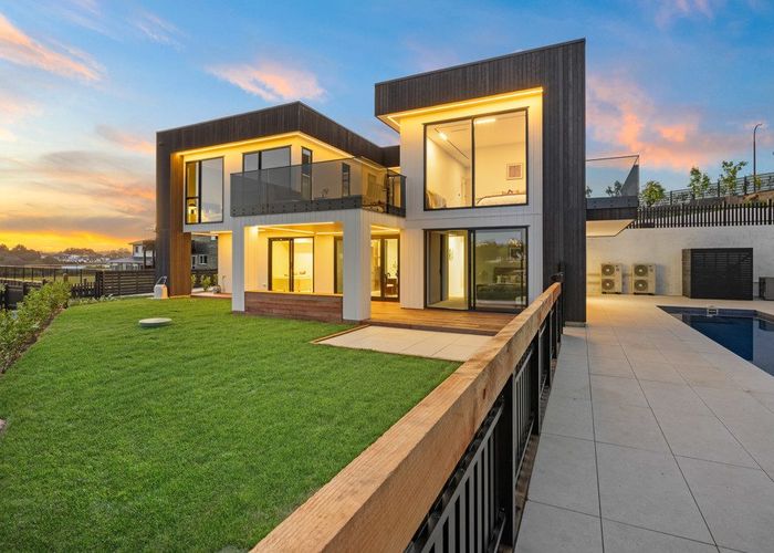  at 2 Toscana Drive, Flat Bush, Manukau City, Auckland