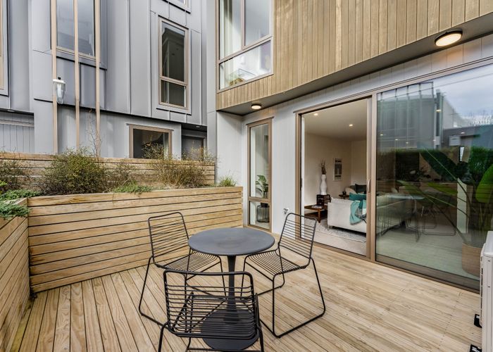  at 8/4 Norana Avenue, Remuera, Auckland City, Auckland