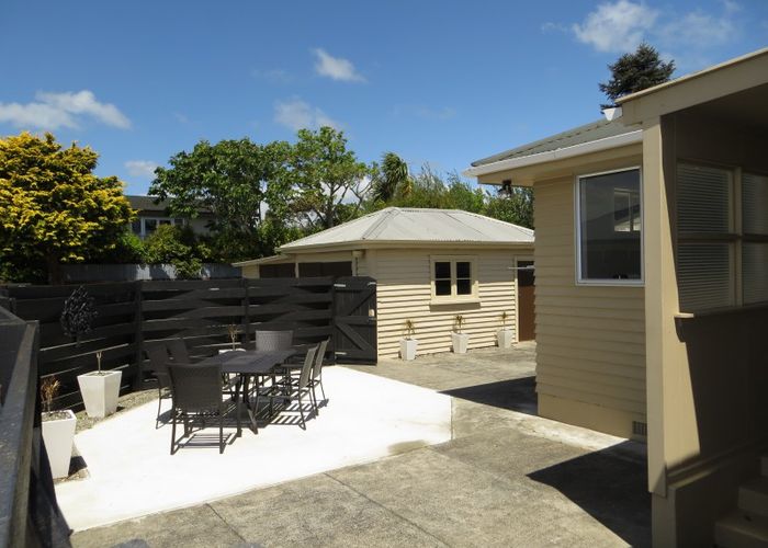  at 42 Manson Street, Terrace End, Palmerston North