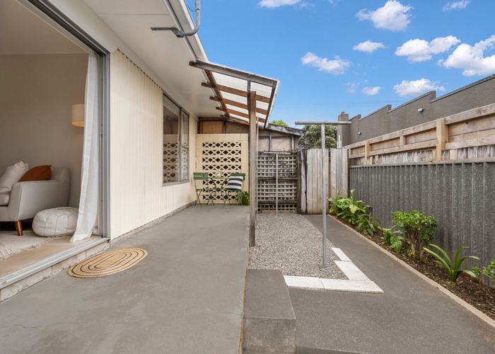  at 3/32 Fowlds Avenue, Sandringham, Auckland City, Auckland
