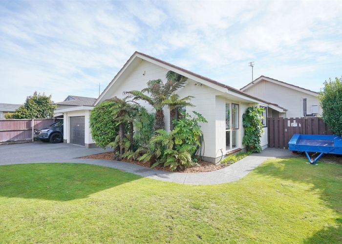  at 26 Strathfield Avenue, Dallington, Christchurch