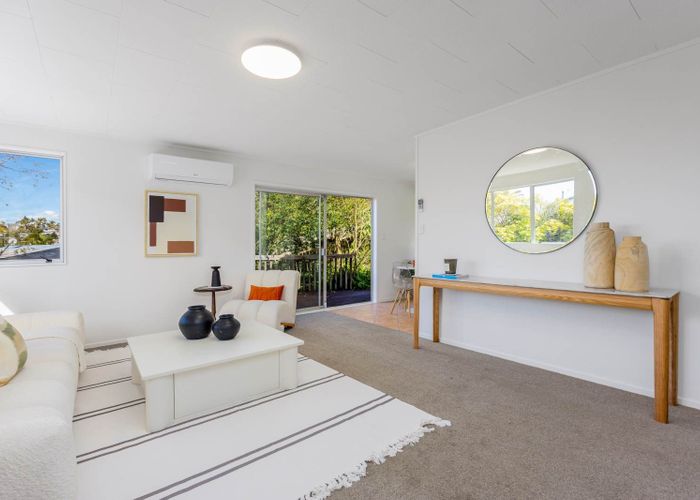  at 19 Glenfinn Place, Massey, Waitakere City, Auckland