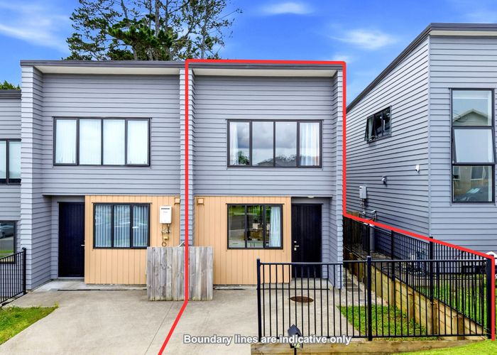  at 5/3 Kaimai Avenue, Massey, Waitakere City, Auckland