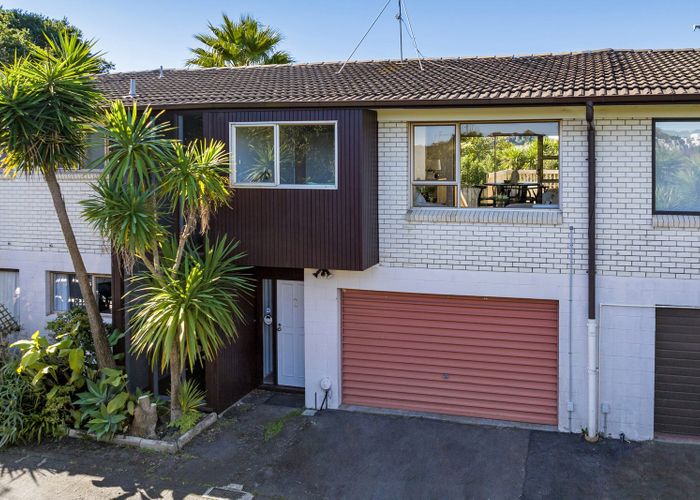  at 2/185 Upland Road, Remuera, Auckland