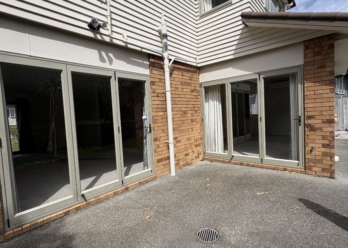  at 3 Carol Lee Place, Albany, North Shore City, Auckland