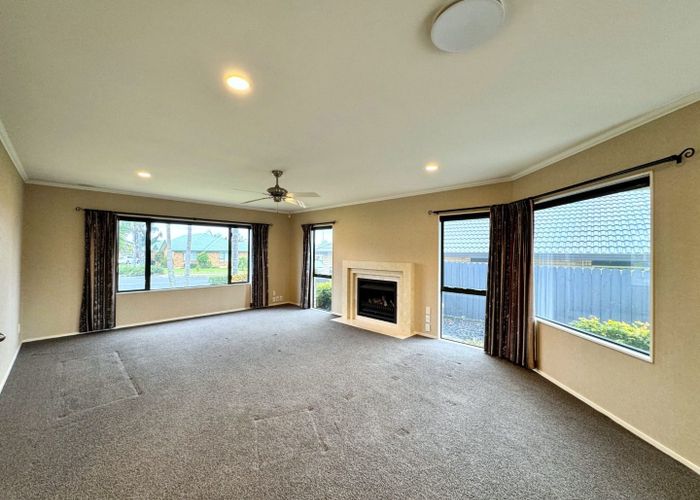  at 26 Maghera Drive, East Tamaki Heights, Auckland