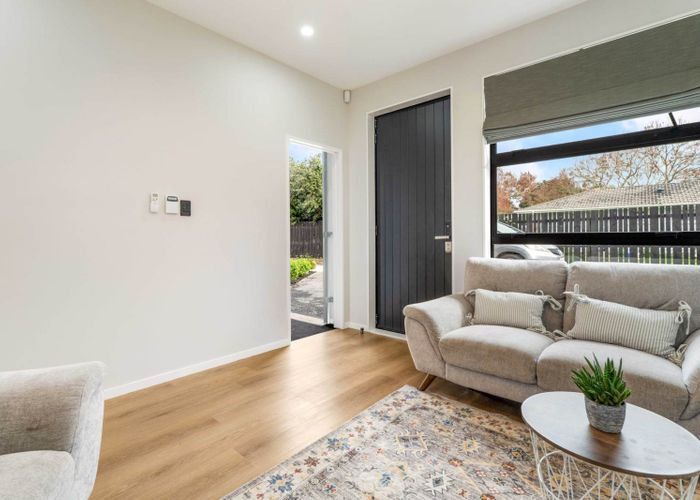  at 13F Purata Place, Mangere Bridge, Manukau City, Auckland