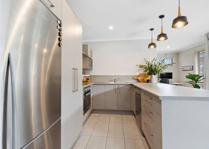  at 6 Rire Hau Lane, Pyes Pa, Tauranga, Bay Of Plenty