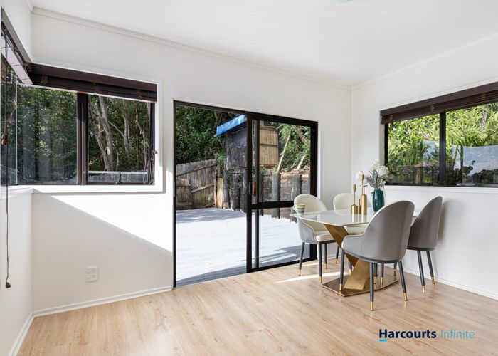  at 2/27 Flavia Close, Torbay, North Shore City, Auckland