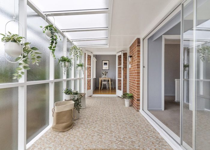  at 12 Fairleigh Avenue, Mount Albert, Auckland City, Auckland