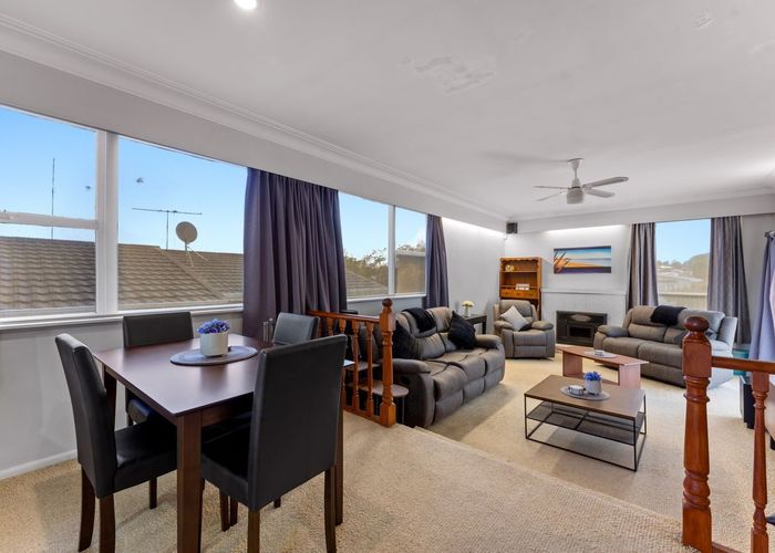  at 34 Blakeborough Drive, Forrest Hill, North Shore City, Auckland