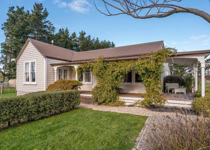 Free property data for 167 Jellicoe Street, Martinborough homes.co.nz