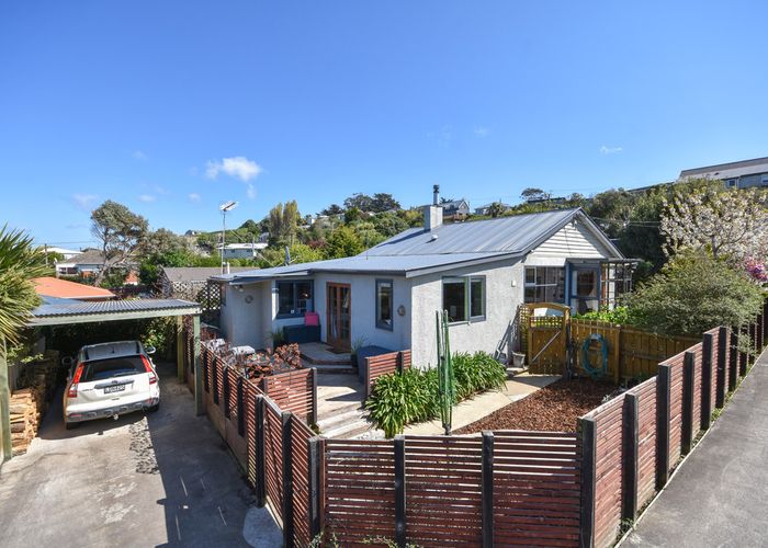  at 8 Queen Street, Brighton, Dunedin