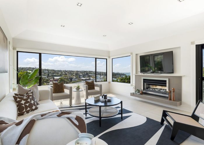  at 34 Browns Bay Road, Rothesay Bay, North Shore City, Auckland