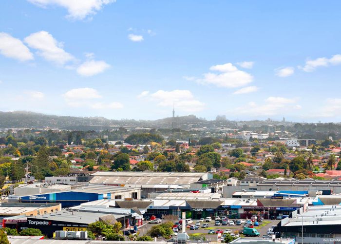  at 1003/17 Putney Way, Manukau, Auckland