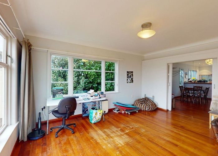  at 88 Nevay Road, Karaka Bays, Wellington, Wellington