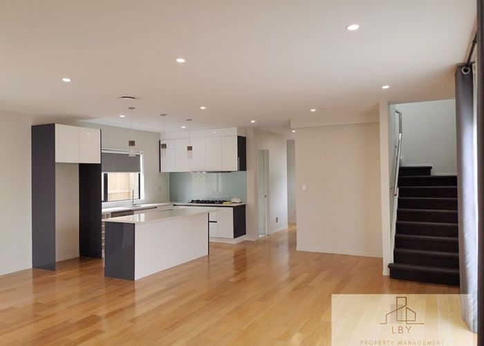  at 11/98 Cardiff Road, Pakuranga, Manukau City, Auckland