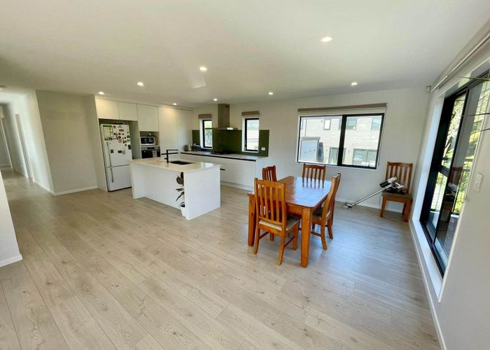  at 109E Woodglen Road, Glen Eden, Waitakere City, Auckland