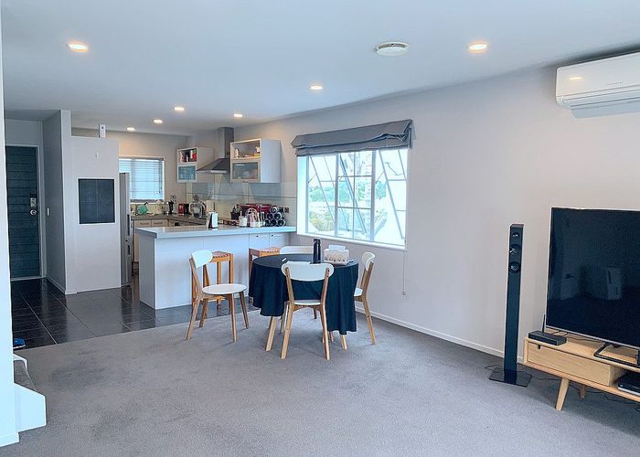  at 9/9 Georgia Terrace, Albany, North Shore City, Auckland