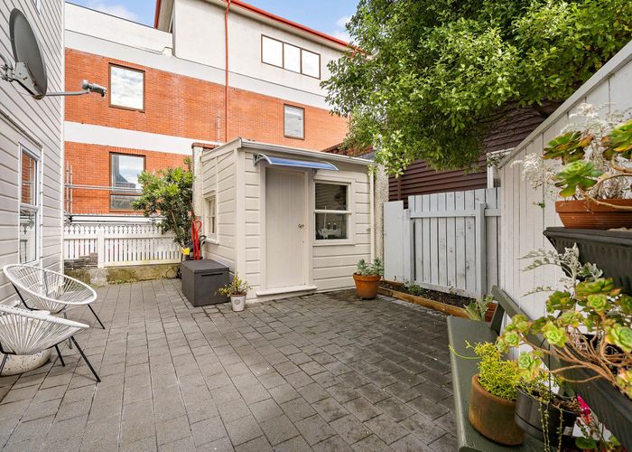  at 18B Hill Street, Thorndon, Wellington, Wellington
