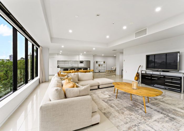  at 2B/2 St Martins Lane, Grafton, Auckland