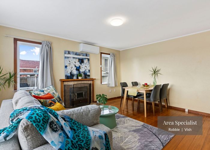  at 152 Hutchinson Avenue, New Lynn, Waitakere City, Auckland