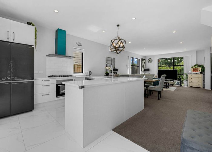  at 10b Hollowout Street, Takanini, Papakura, Auckland