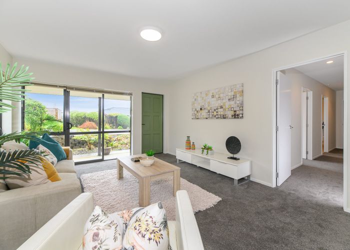  at 1/127 Boundary Road, Blockhouse Bay, Auckland