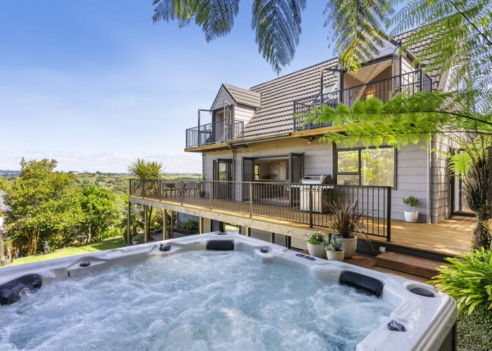  at 133 Sandspit Road, Shelly Park, Auckland