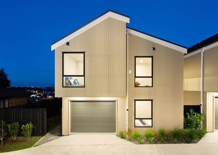  at 12C White Heron Drive, Massey, Waitakere City, Auckland