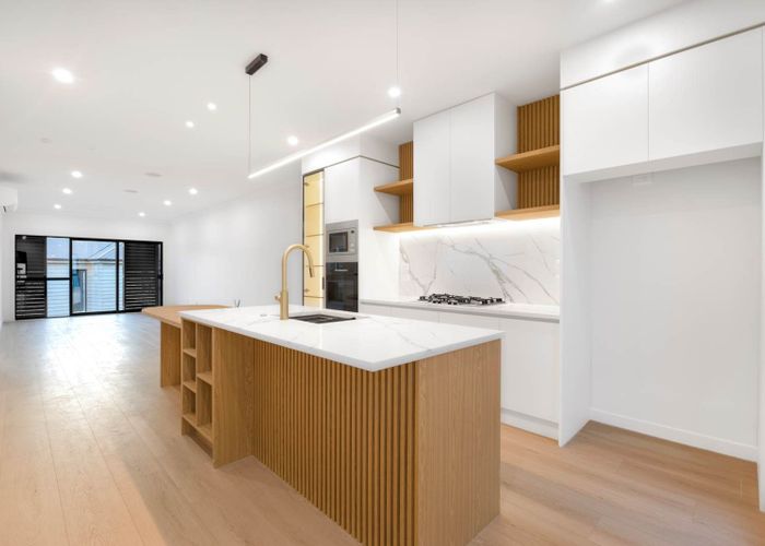  at 69E Chivalry Road, Glenfield, North Shore City, Auckland