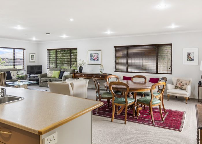  at 15 Wroxton Place, Waiuku, Waiuku