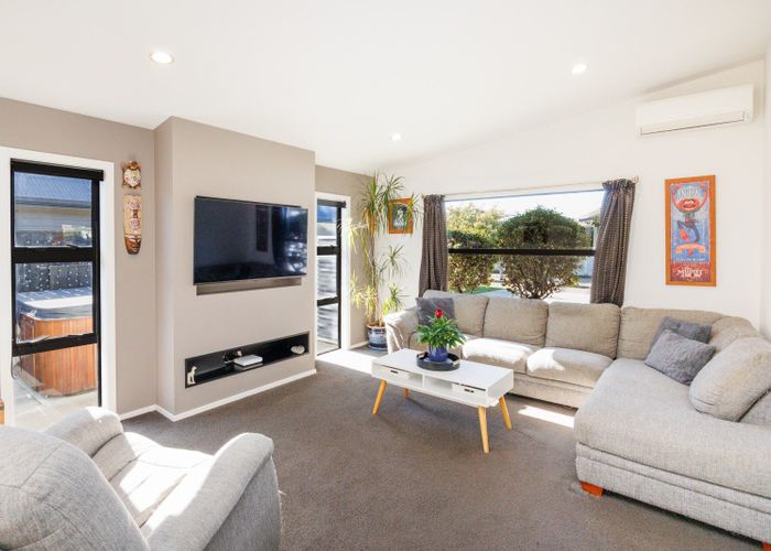  at 51 Chestnut Close, Kelvin Grove, Palmerston North, Manawatu / Whanganui