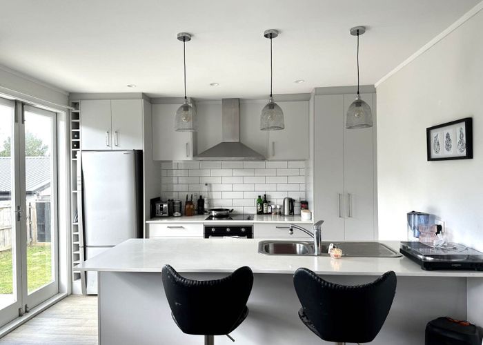  at 1/99 Hobsonville Road, West Harbour, Waitakere City, Auckland