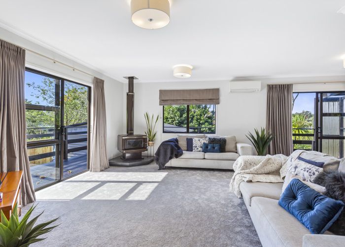  at 28 Kashmir Road, Glen Eden, Waitakere City, Auckland