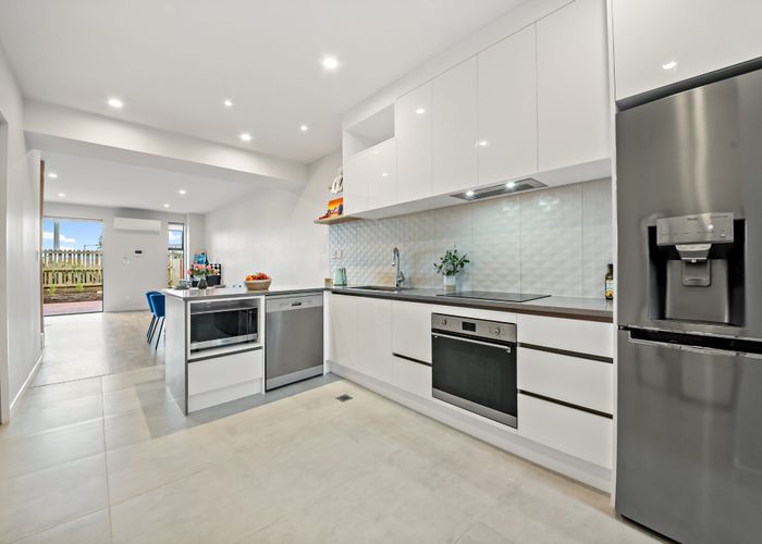  at 4 Willowherb Lane, Hobsonville, Waitakere City, Auckland