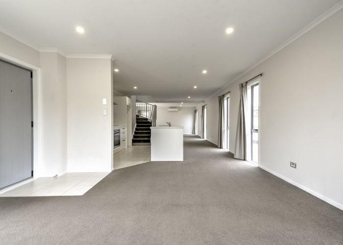  at 9 Ridgedale Crescent, Flagstaff, Hamilton, Waikato