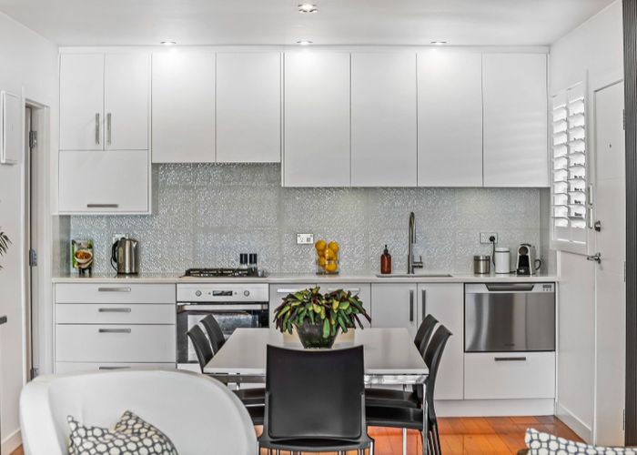  at 103a Point Chevalier Road, Point Chevalier, Auckland City, Auckland