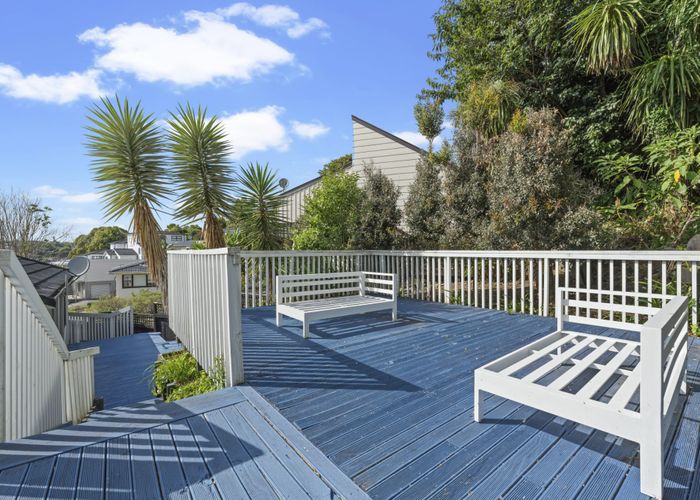  at 1/27 Sovereign Place, Glenfield, North Shore City, Auckland
