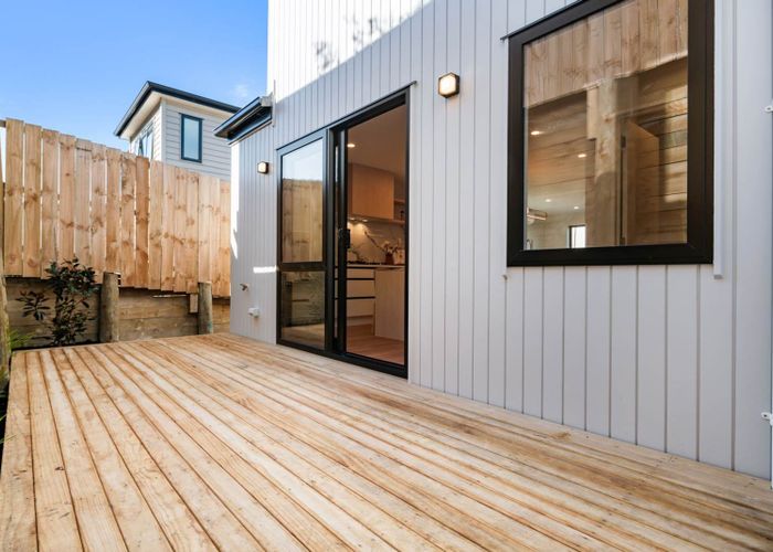  at 75A,B,C,D Chartwell Avenue, Glenfield, North Shore City, Auckland