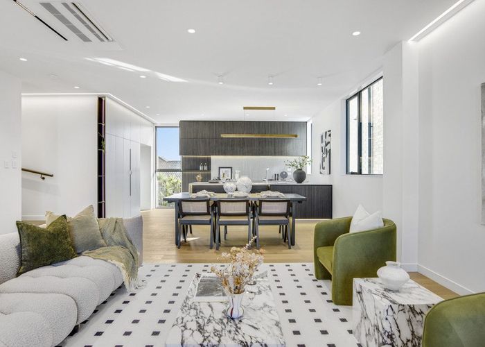  at 4 Tennyson Avenue, Takapuna, North Shore City, Auckland