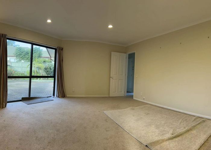  at 16 Middlefield Dr, East Tamaki Heights, Manukau