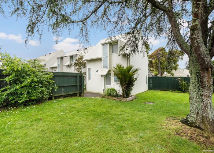  at 5/1 Water Street, Otahuhu, Auckland