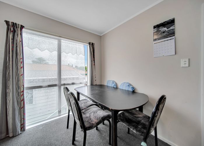  at 1/65 Etherton Drive, Weymouth, Auckland